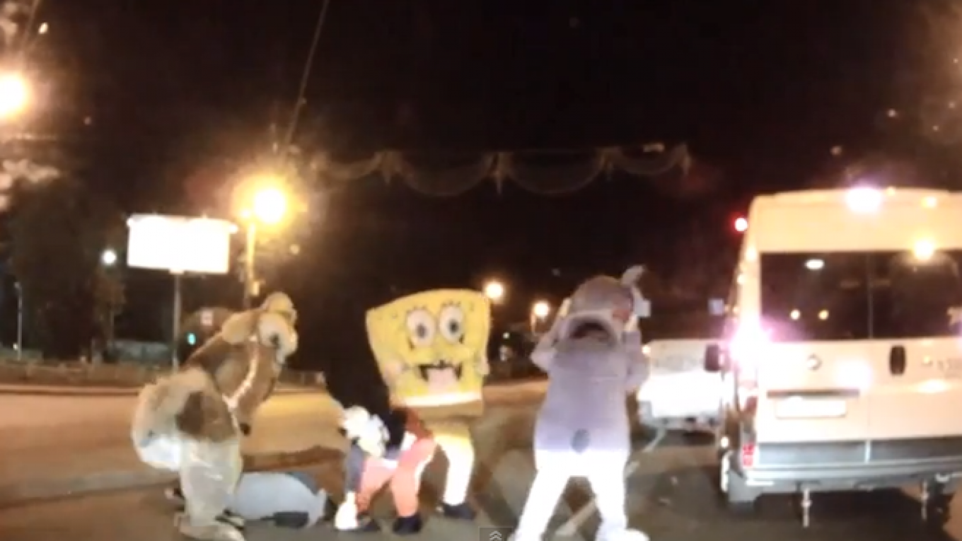 Spongebob mickey mouse road rage