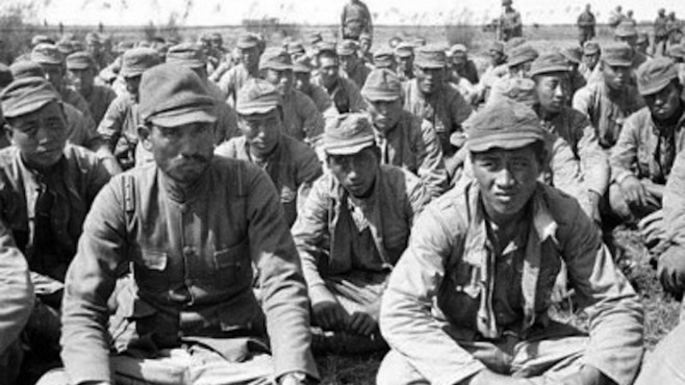 Russia s Dozhd TV Releases Archival Photos Of Japanese POWs