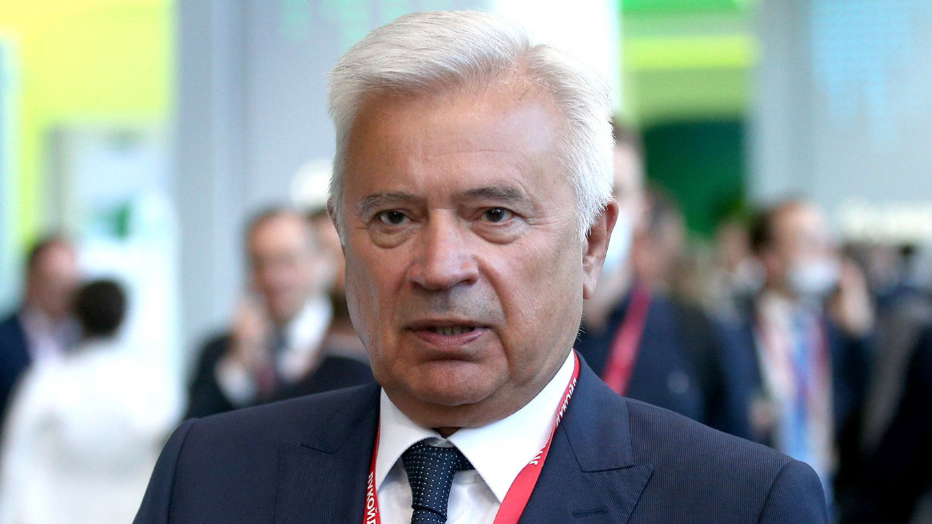 Veteran Lukoil CEO Departure Linked to Sanctions Fears, Experts Say - The  Moscow Times