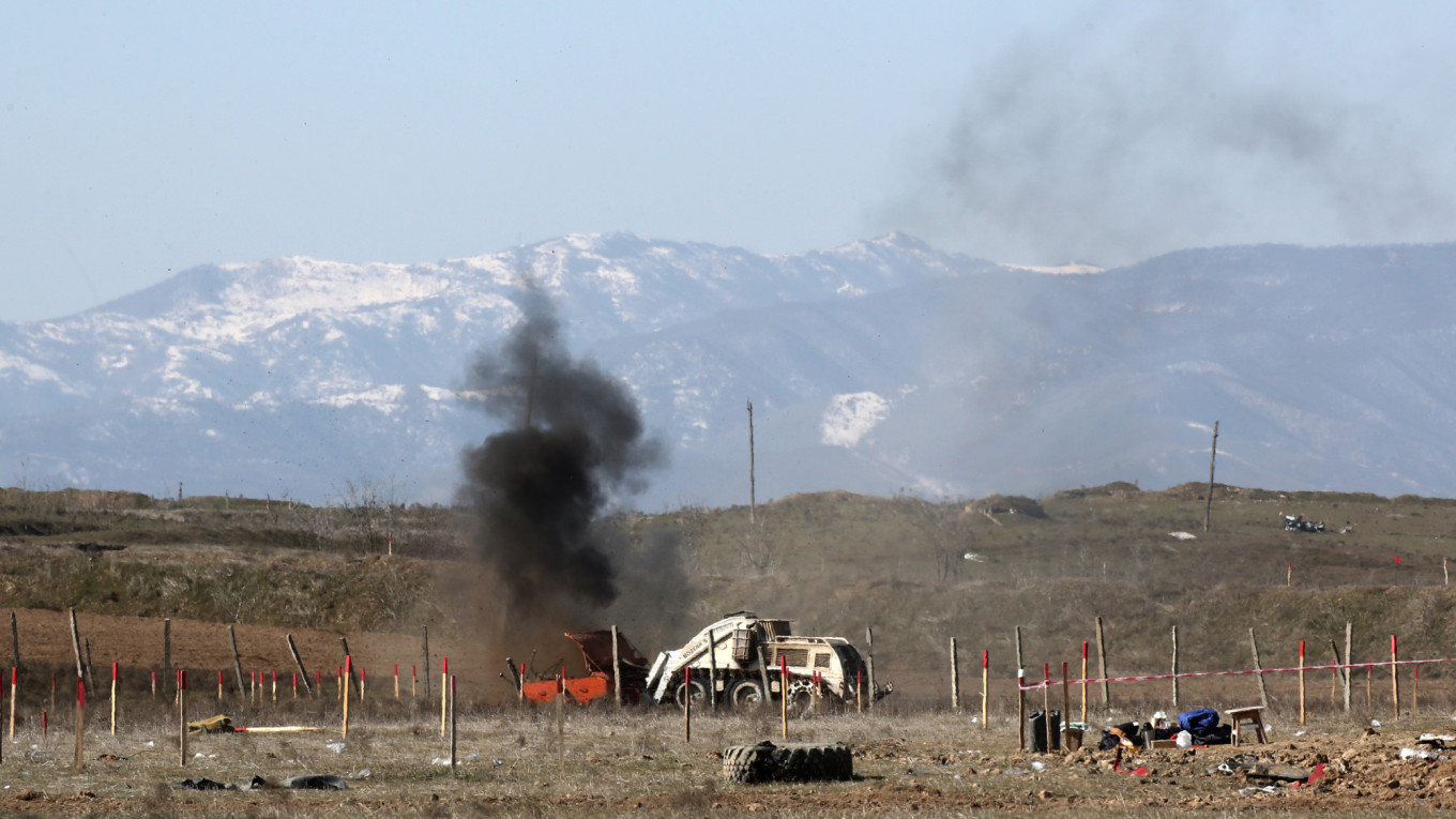 Clashes on Armenia-Azerbaijan border leave 3 dead, 4 wounded Azerbaijan  Armenia Moscow Nagorno-Karabakh Russia