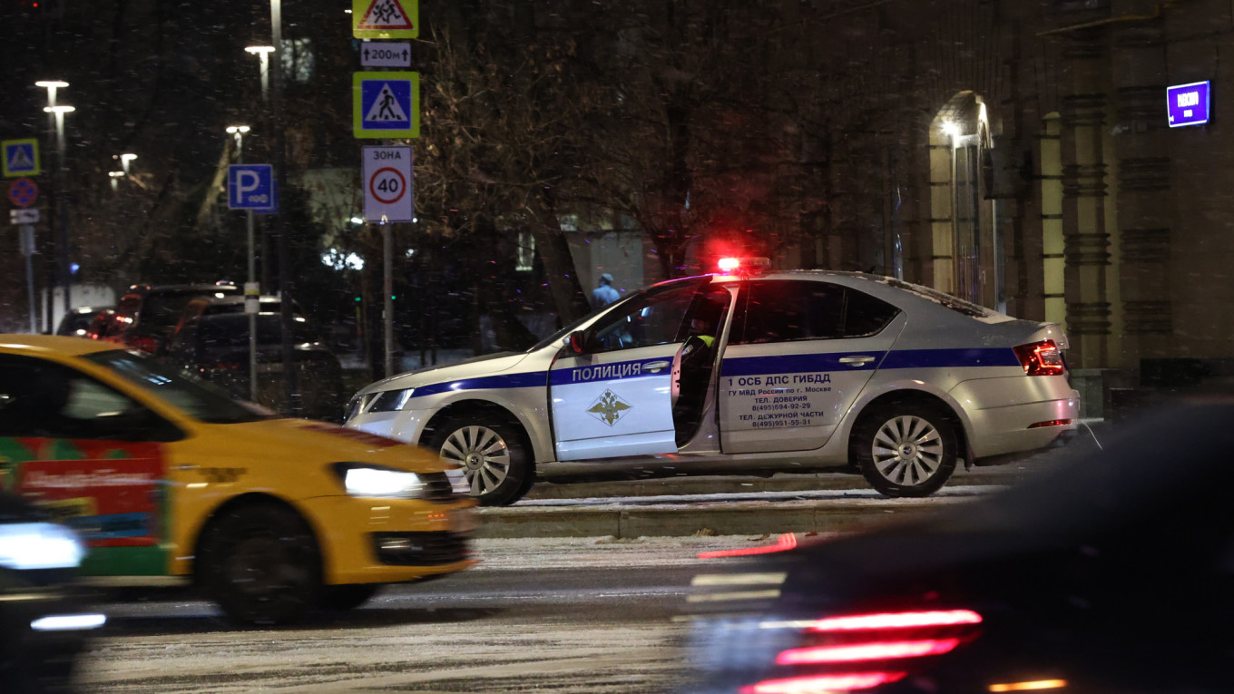 Moscow Police Raid Gay Clubs After 'Extremist' Ban on LGBT Community - The  Moscow Times