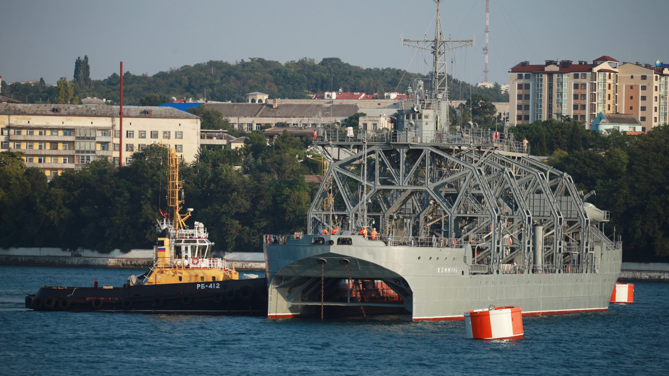 Ukraine Says Struck Russian Ship in Annexed Crimea