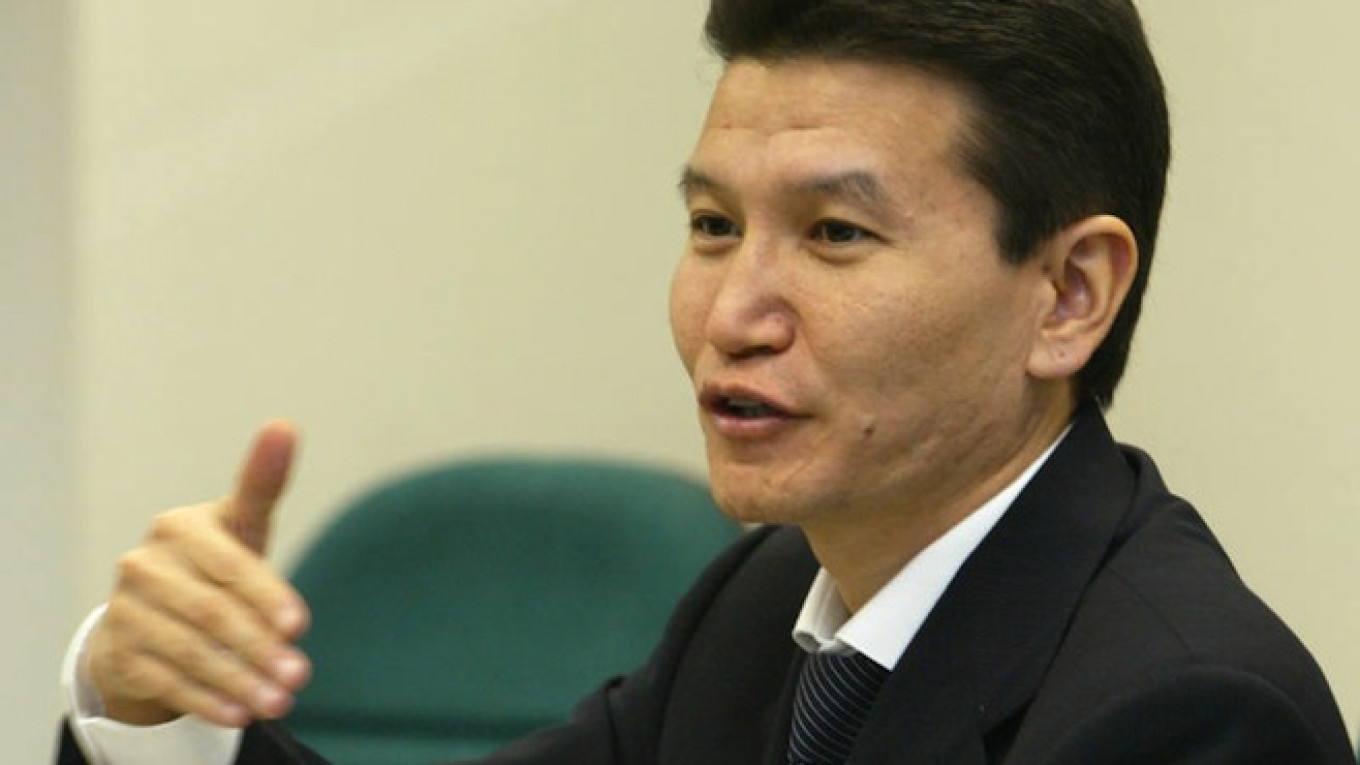 Ilyumzhinov resigns… or does he? (updated)