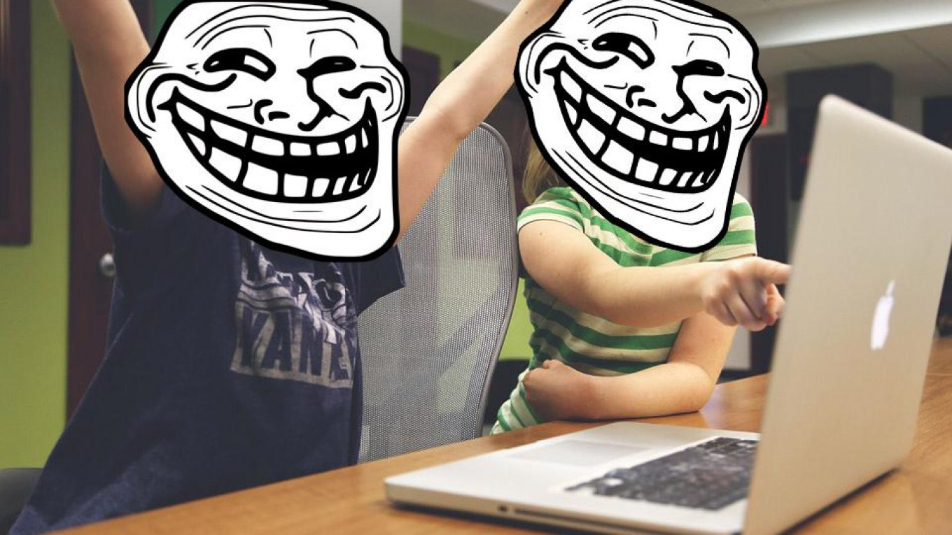 Trollface, United Troll Army