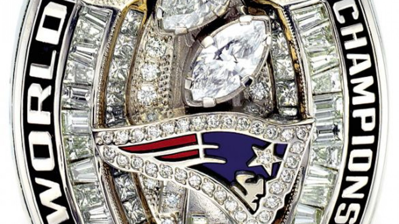 Vladimir Putin tiene un anillo de Super Bowl, ¿se lo robó a los Patriots? -  TyC Sports