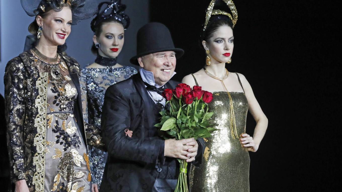 Soviet Dior' Slava Zaitsev Dead at 85 - The Moscow Times