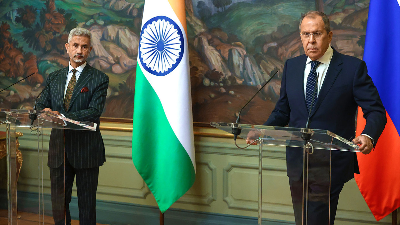Russia Turns to India For Help as Western Sanctions Bite – Reuters - The  Moscow Times