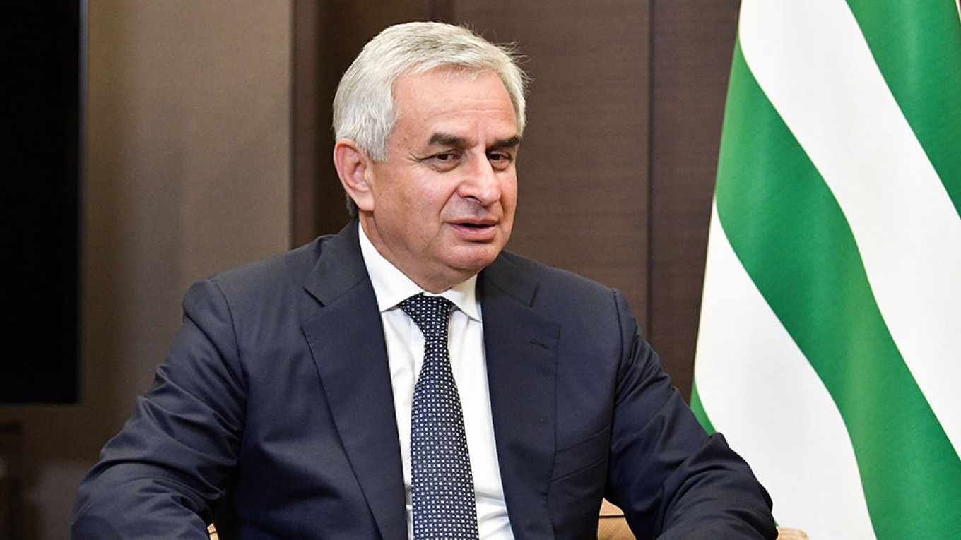 Breakaway Georgian Region of Abkhazia's Leader Resigns Amid Election ...