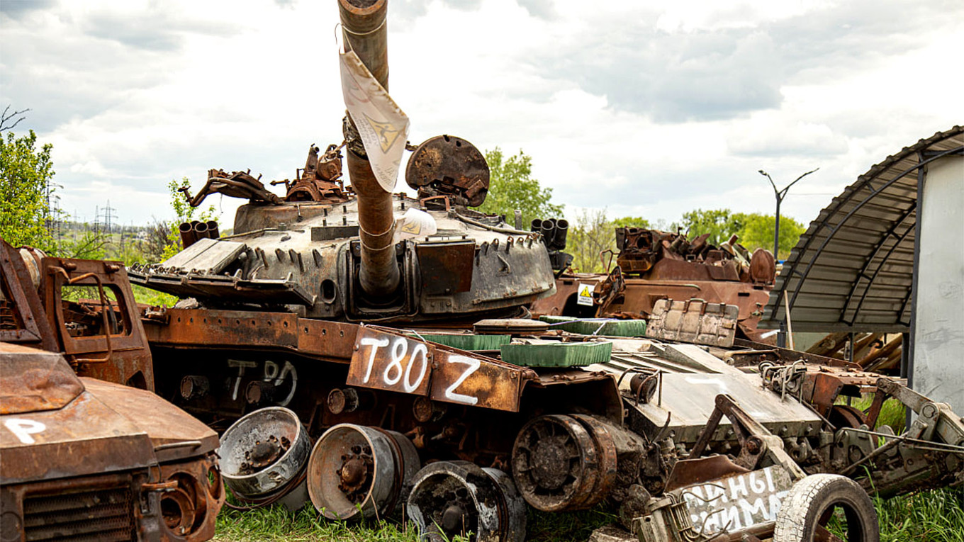 Russia Likely Lost Half Its Main Battle Tanks in Ukraine, Will Be