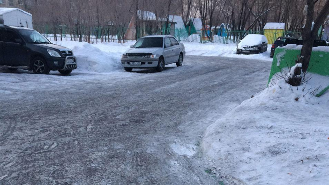 Black Snow in Siberia Caused by Weather and Industrial Waste — Authorities  - The Moscow Times