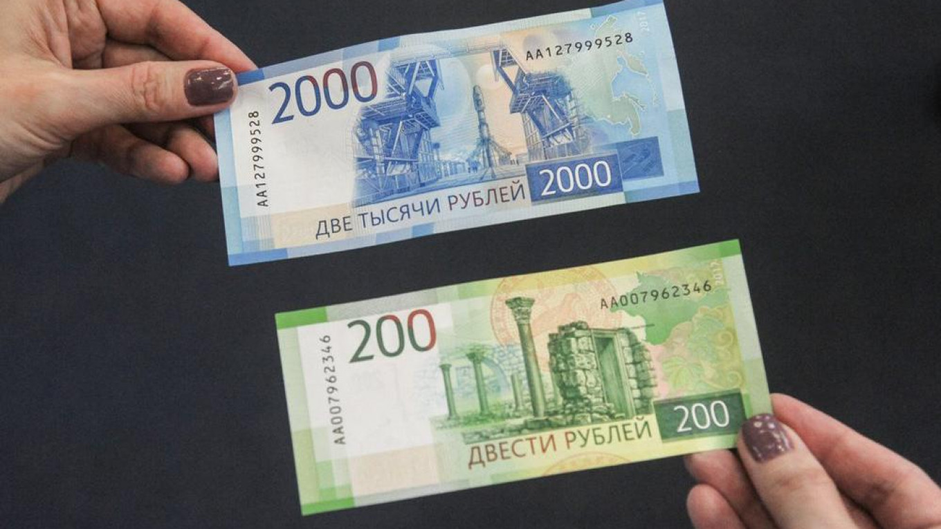 Russia Unveils QR Coded 200 2 000 Ruble Bills