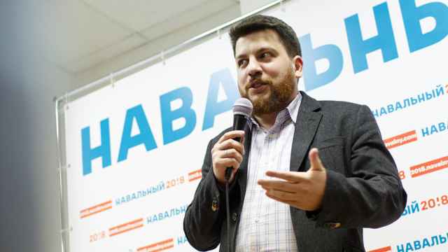 Navalny Ally Volkov Vows to ‘Never Give Up’ Despite Attack