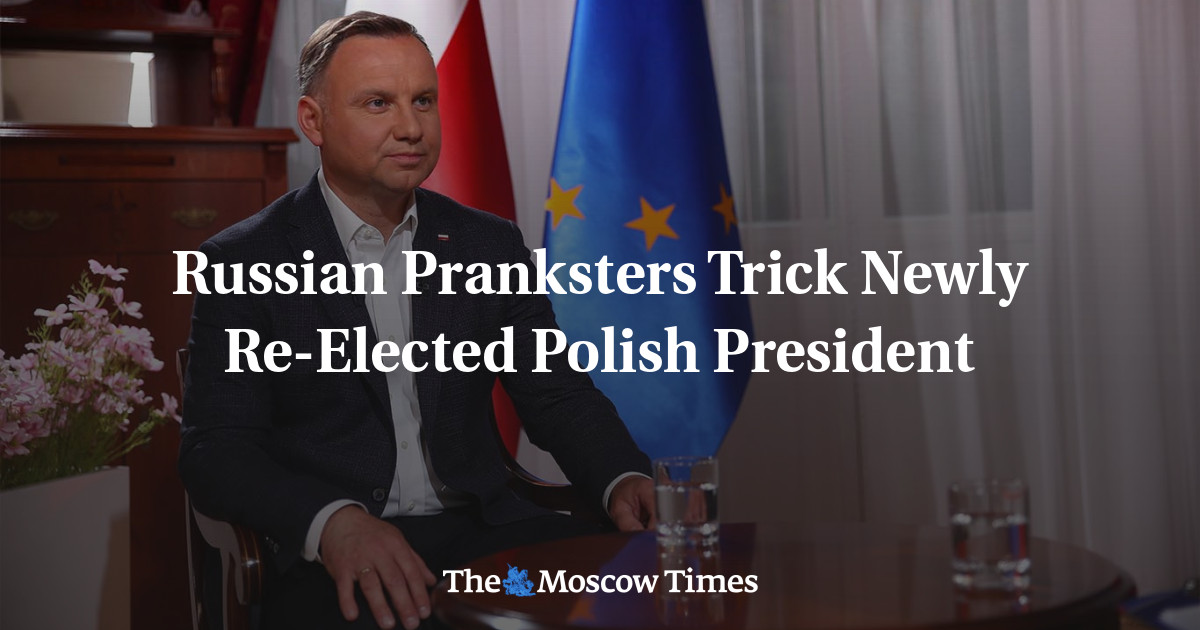 Orang iseng Rusia menipu Presiden Polandia yang baru terpilih kembali