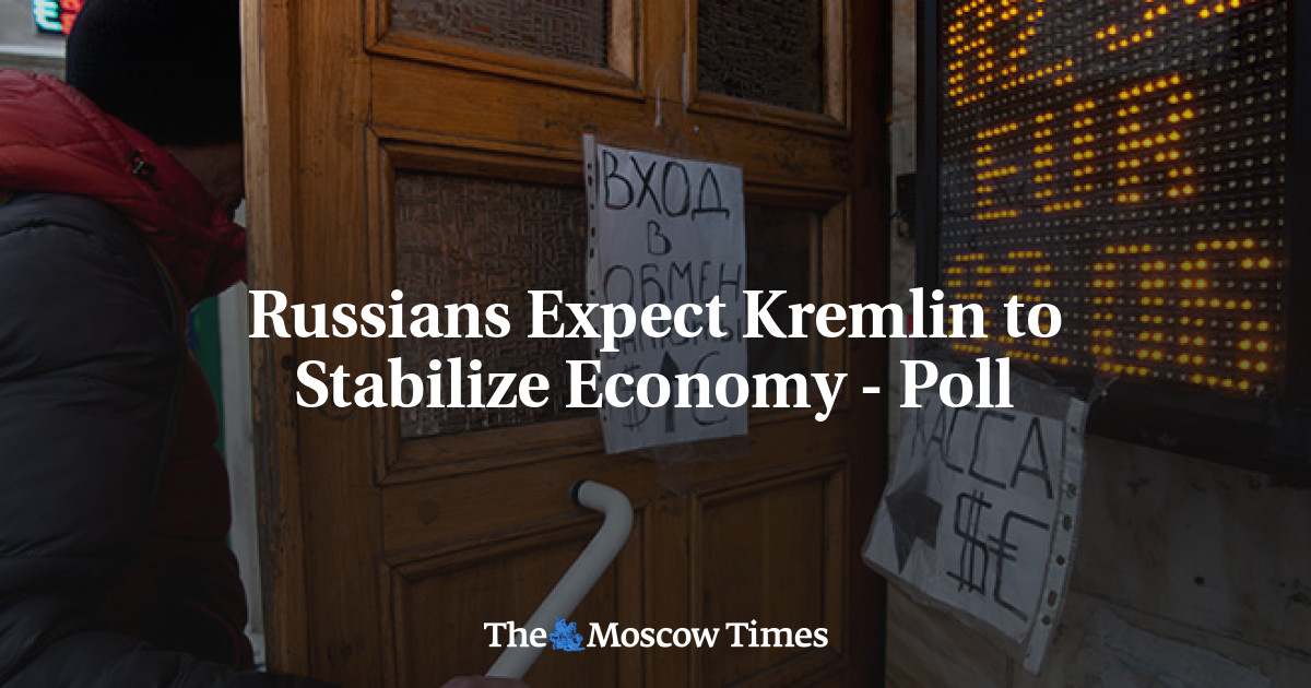 Russians Expect Kremlin to Stabilize Economy - Poll