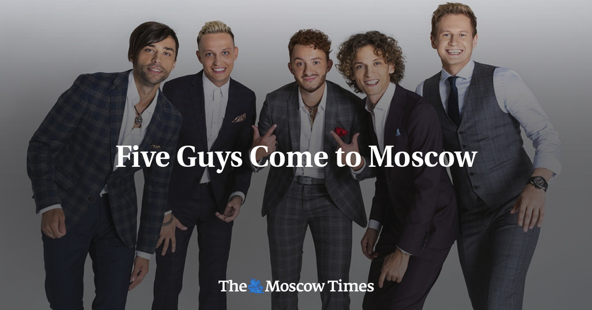 Lima orang datang ke Moskow