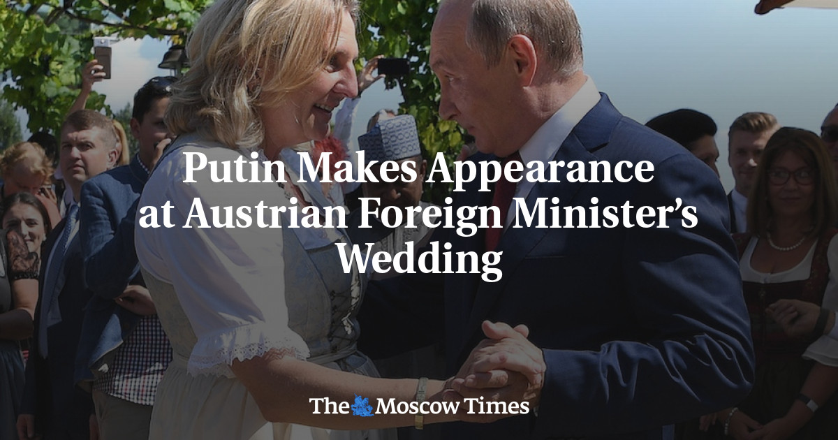 Putin hadir di pernikahan Menteri Luar Negeri Austria