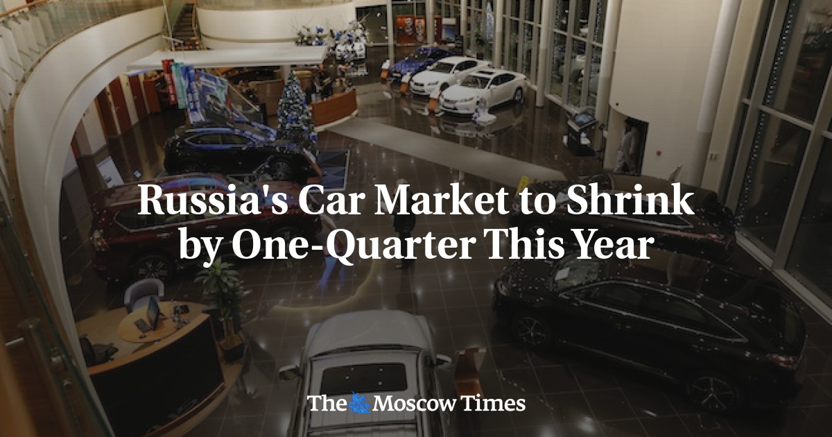 Pasar mobil Rusia akan menyusut seperempat tahun ini