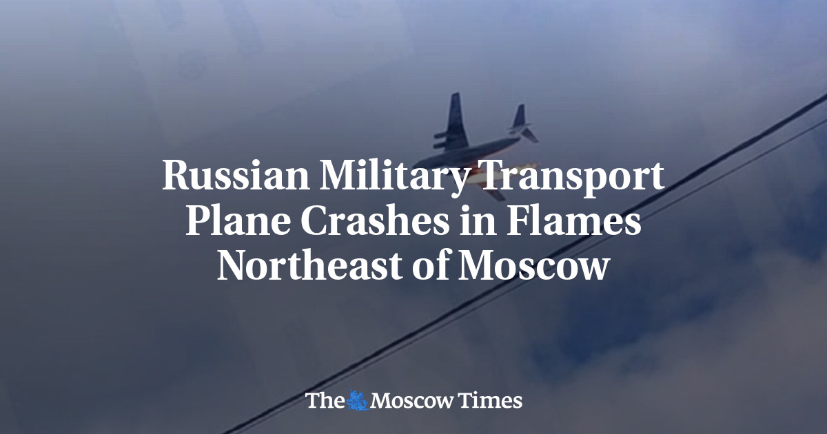 Ruské vojenské dopravní letadlo havaruje a hoří severovýchodně od Moskvy
