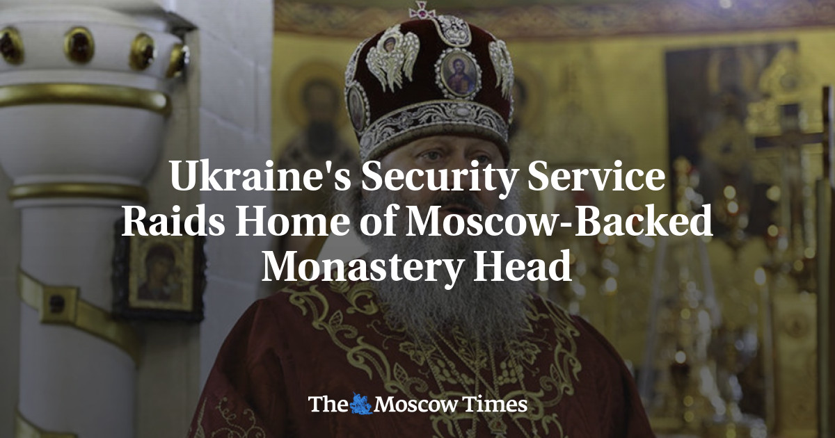Dinas Keamanan Ukraina menggerebek rumah kepala biara yang didukung Moskow