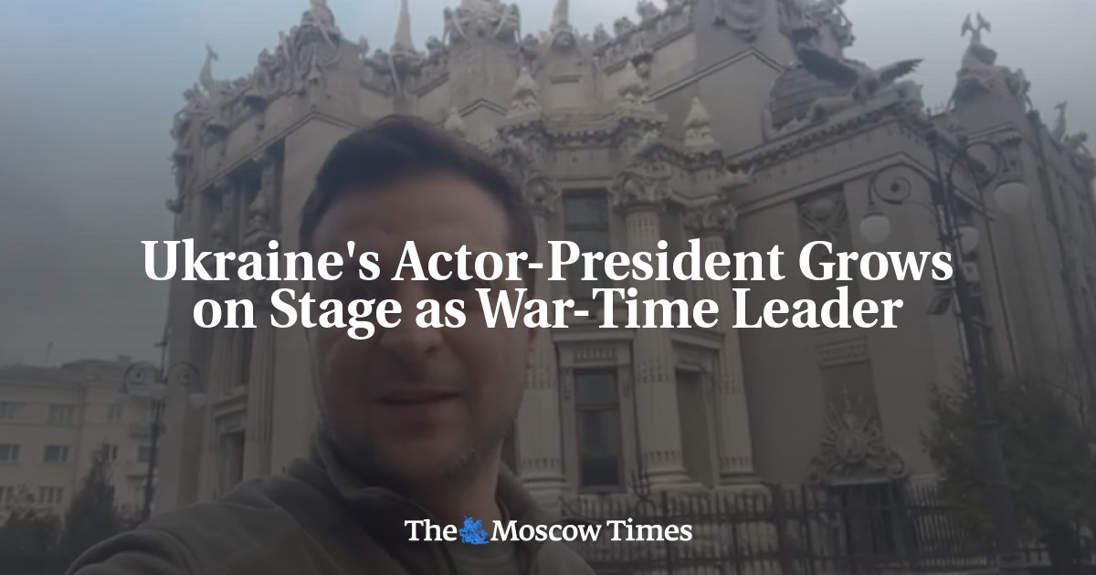 Aktor-presiden Ukraina tumbuh di atas panggung sebagai pemimpin masa perang