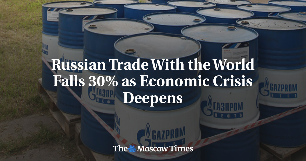Perdagangan Rusia dengan dunia turun 30% seiring dengan semakin mendalamnya krisis ekonomi