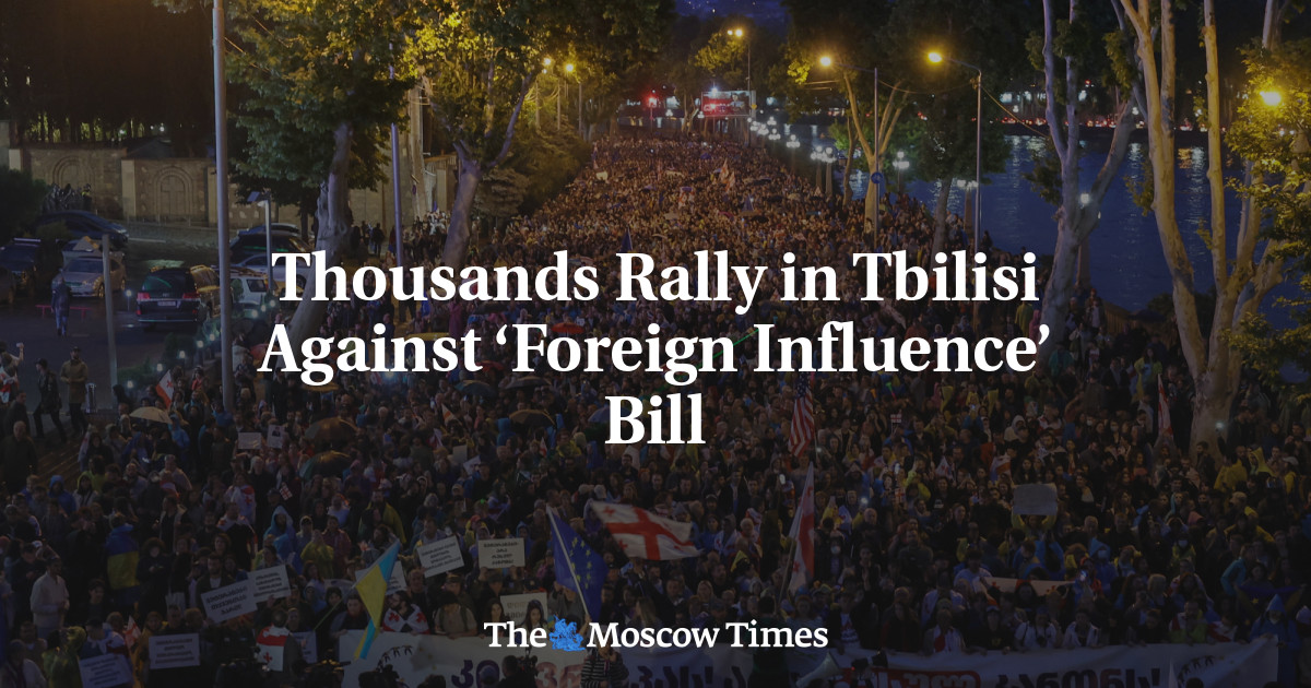 Тысячи людей вышли на митинг в Тбилиси против законопроекта об «иностранном влиянии»