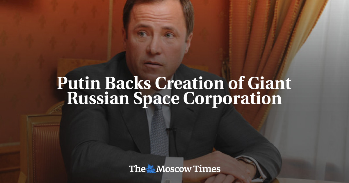 Putin mendukung pendirian Perusahaan Luar Angkasa Raksasa Rusia