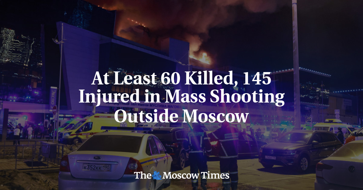Nejméně 60 lidí bylo zabito a 100 zraněno při hromadné střelbě u Moskvy