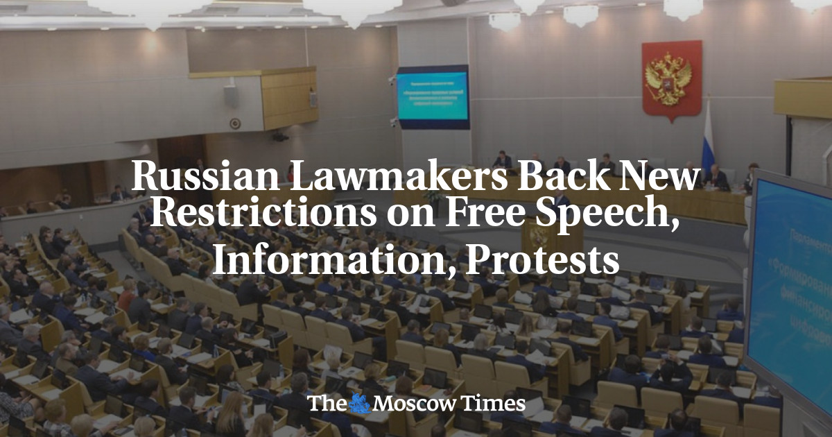 Anggota parlemen Rusia mendukung pembatasan baru pada kebebasan berbicara, informasi, protes