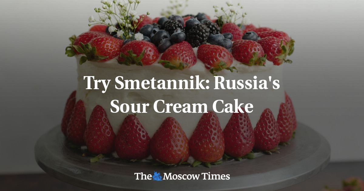 Cobalah Smetannik: kue krim asam Rusia