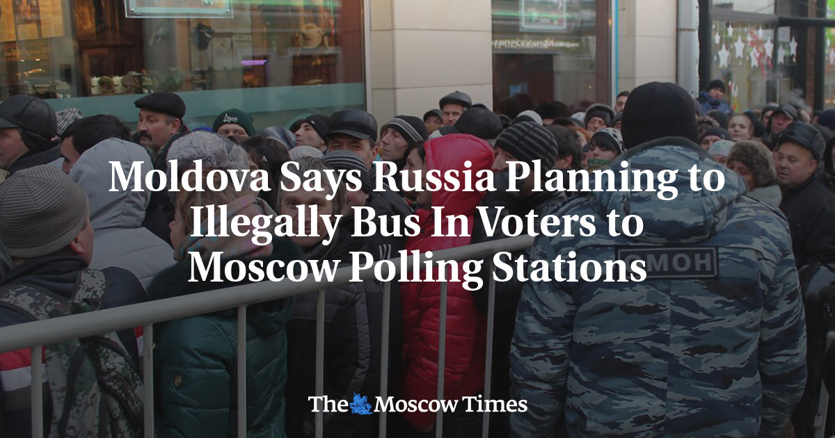 Moldova Says Russia Planning to Illegally Bus In Voters to Moscow Polling Stations