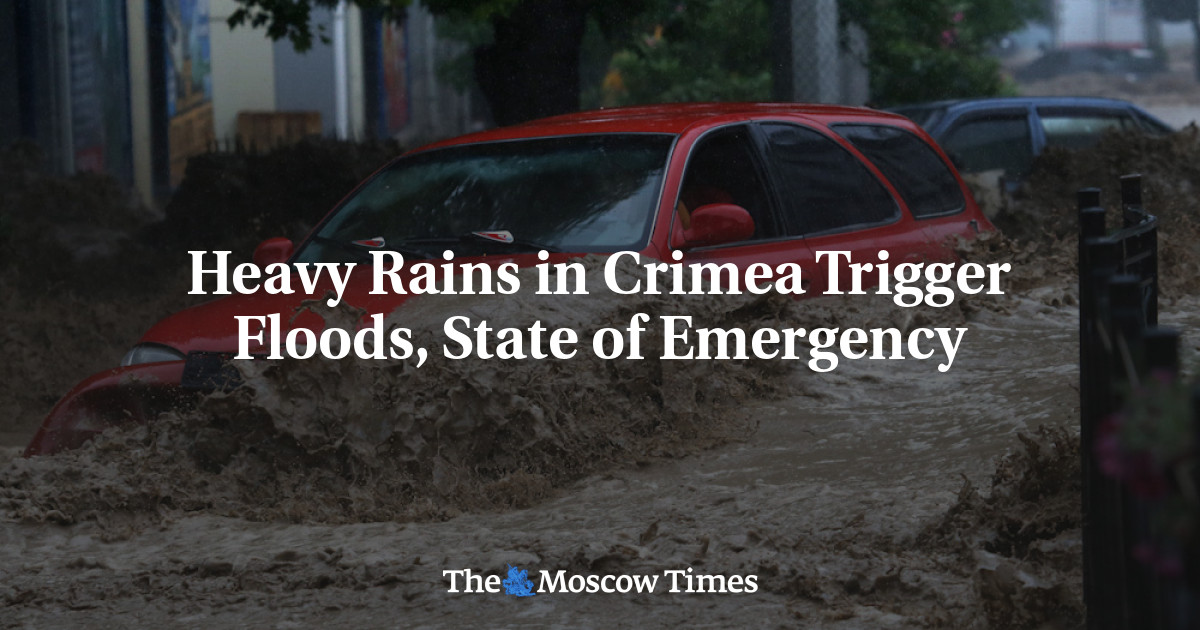 Hujan deras di Krimea menyebabkan banjir, keadaan darurat