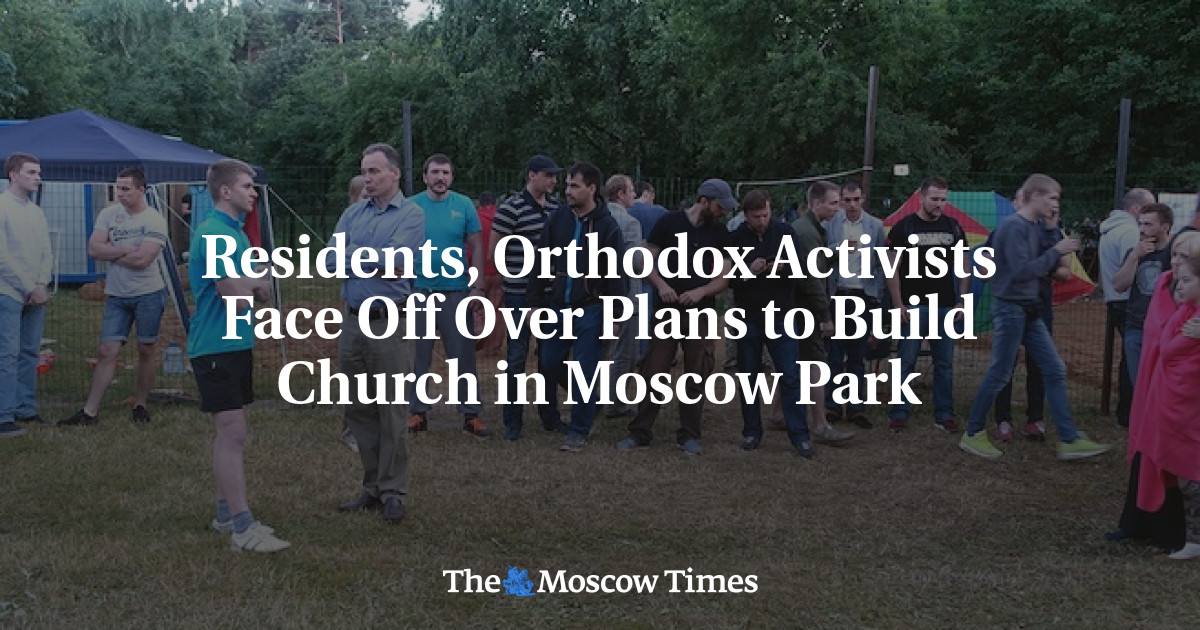 Warga dan aktivis Ortodoks bentrok soal rencana pembangunan gereja di Taman Moskow