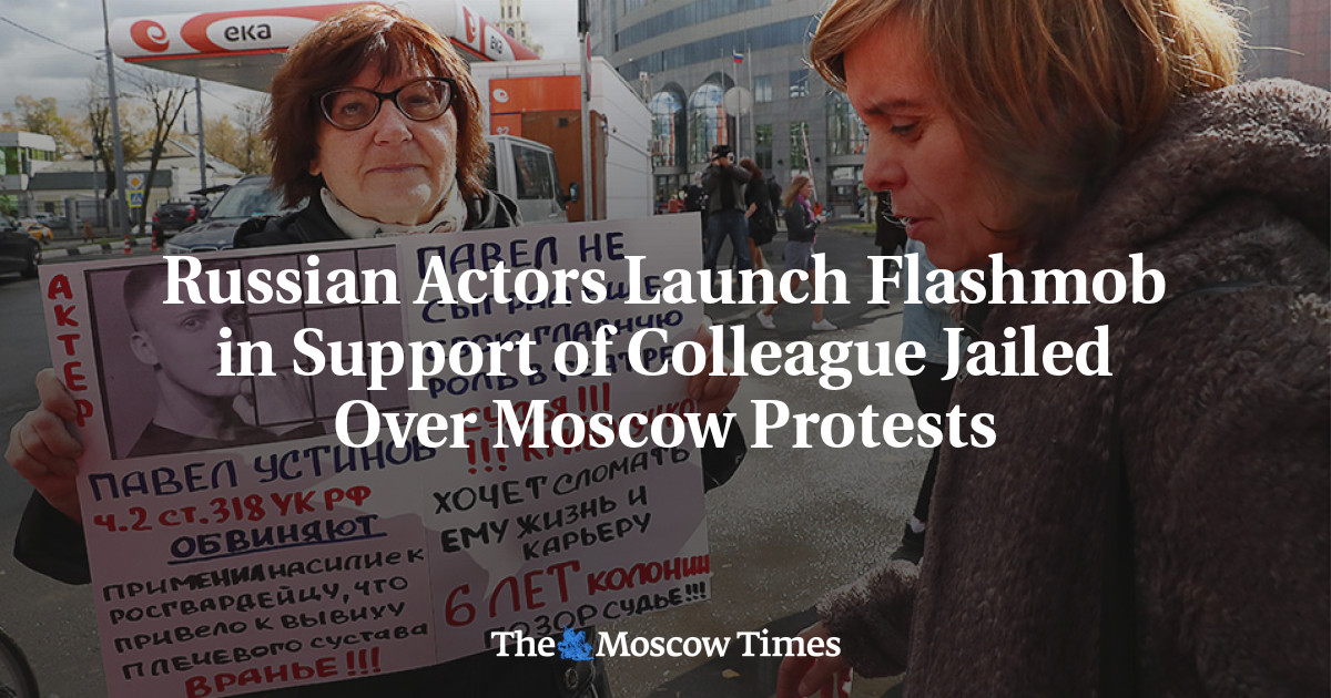Aktor Rusia meluncurkan Flashmob untuk mendukung rekannya yang dipenjara karena protes Moskow