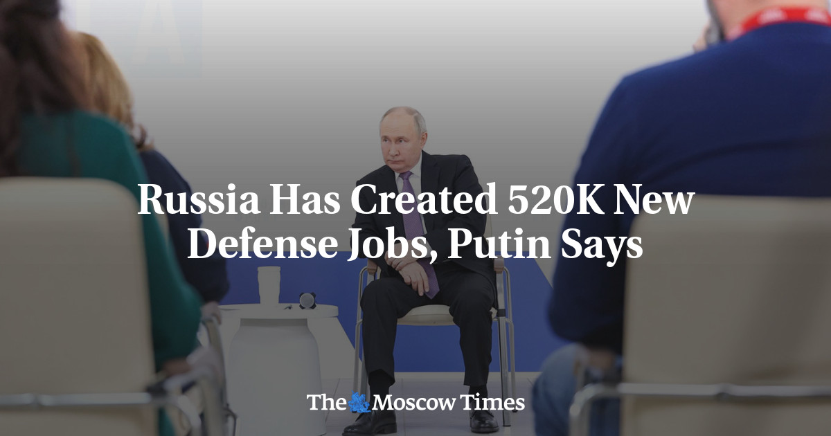 Путин говорит: Россия создала 520 тысяч новых рабочих мест в оборонке