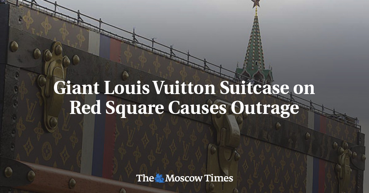 Louis Vuitton oversized experiential in Red Square
