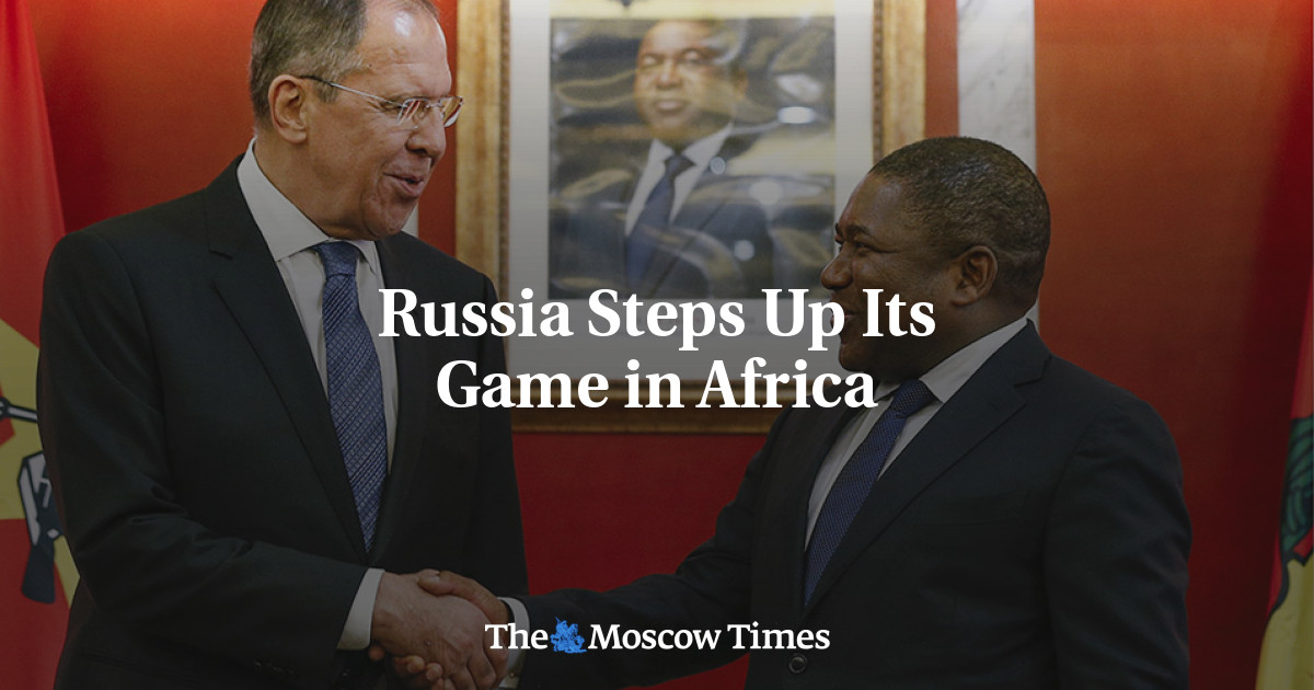 Rusia meningkatkan permainannya di Afrika