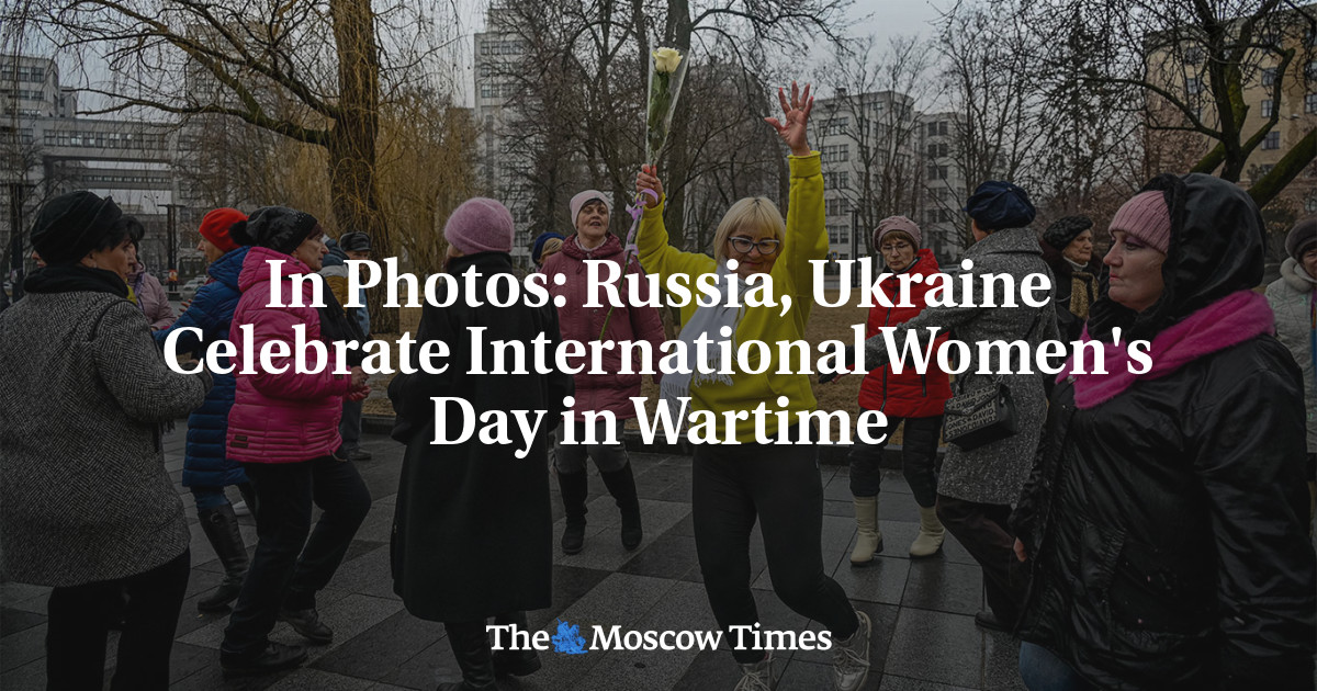 In Photos: Russia, Ukraine Celebrate International Women's Day in Wartime