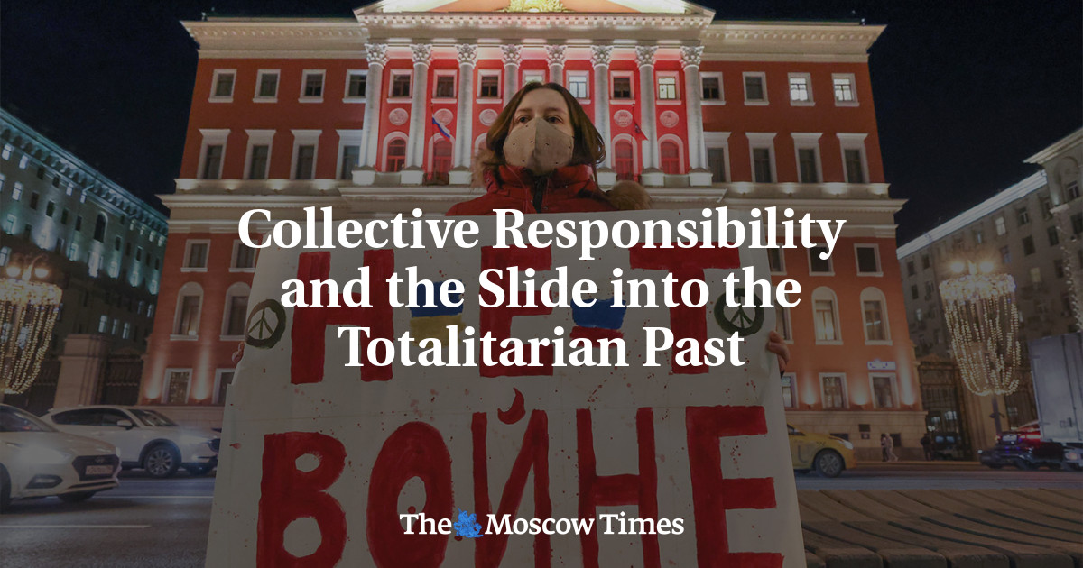 Tanggung jawab kolektif dan perpindahan ke masa lalu totaliter