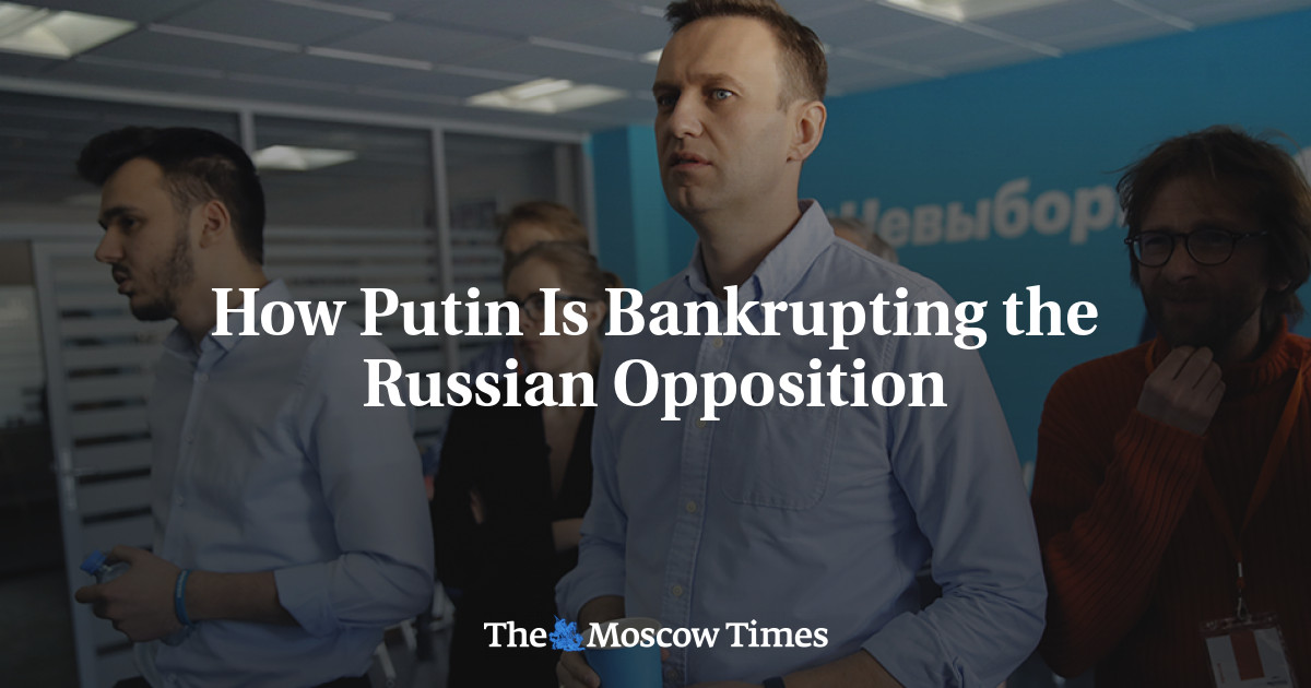 Bagaimana Putin Bangkrut Oposisi Rusia