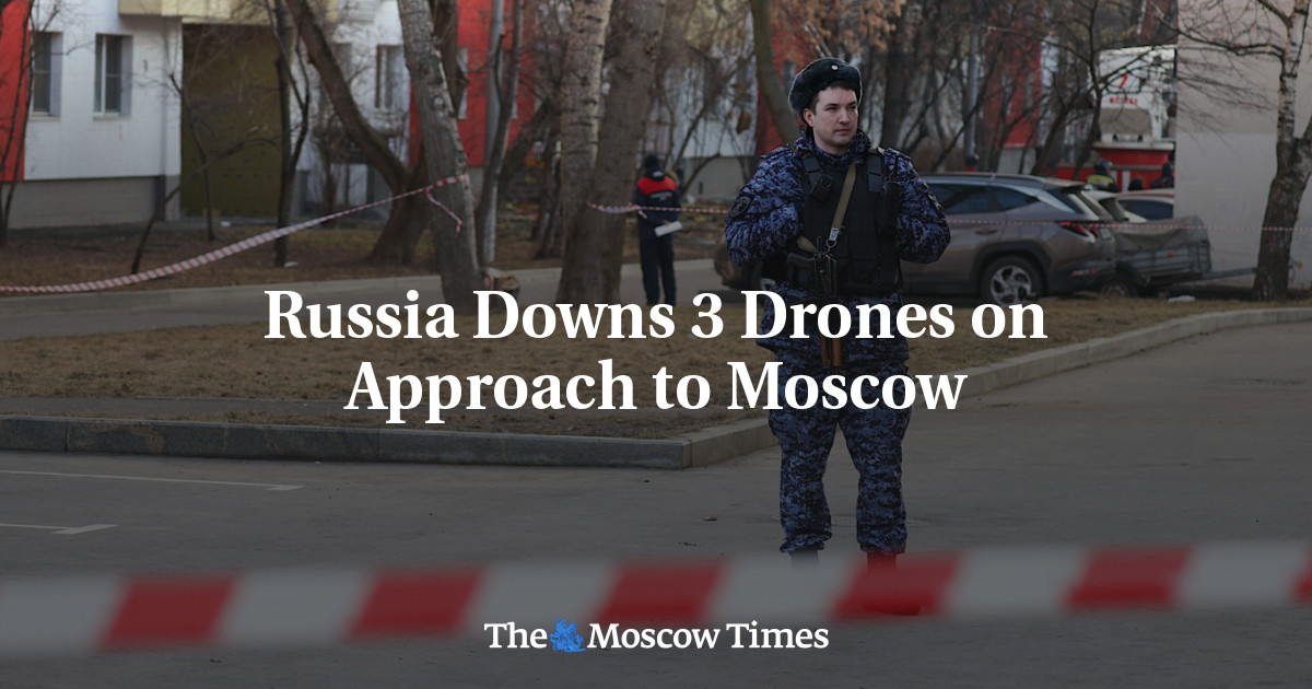 Russia Downs 3 Drones on Approach to Moscow