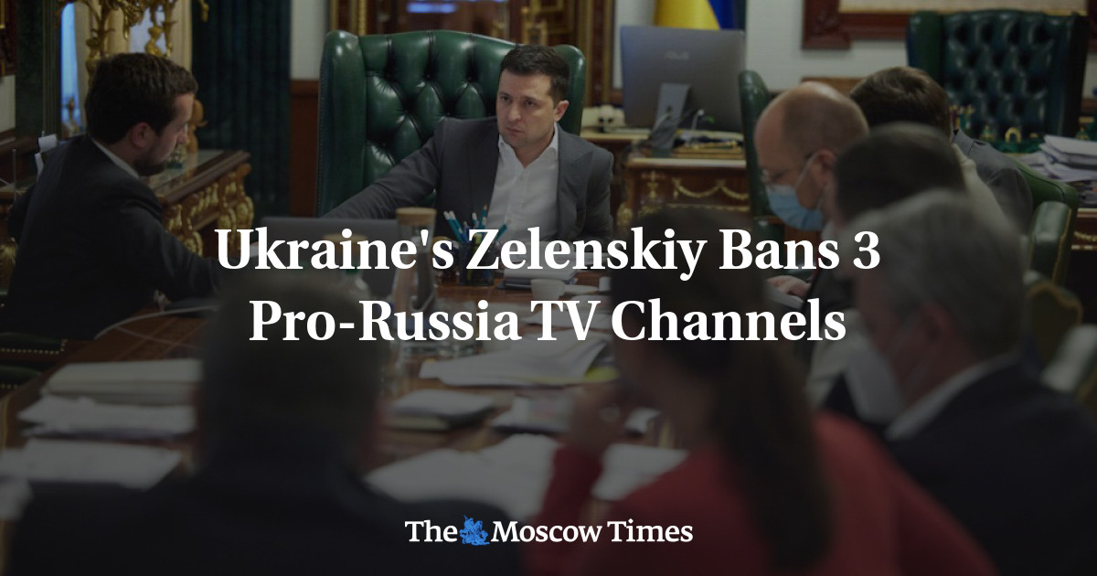 Zelenskiy dari Ukraina Melarang 3 Saluran TV Pro-Rusia