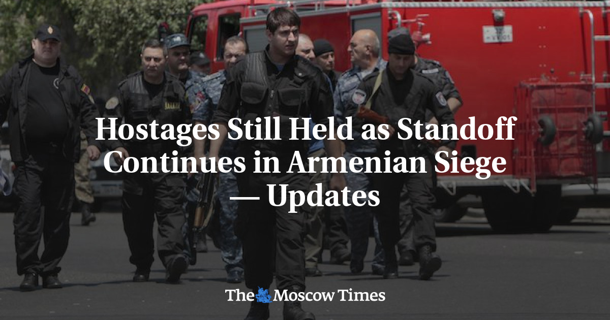 Sandera masih ditahan saat kejatuhan berlanjut dalam pengepungan Armenia – pembaruan