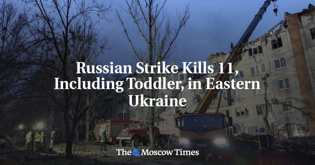 В результате российского удара на востоке Украины погибли 11 человек, в том числе ребенок.