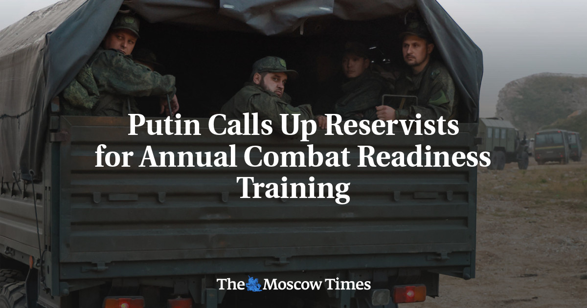 Poutine appelle des réservistes pour un entraînement annuel de préparation au combat