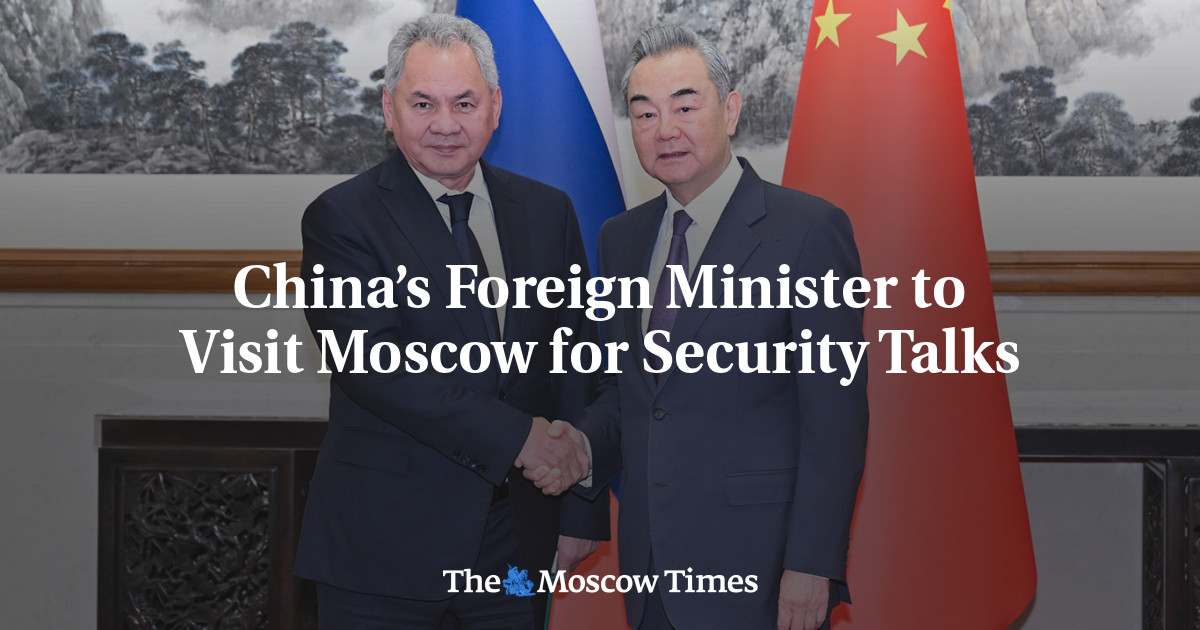 China’s Foreign Minister to Visit Moscow for Security Talks