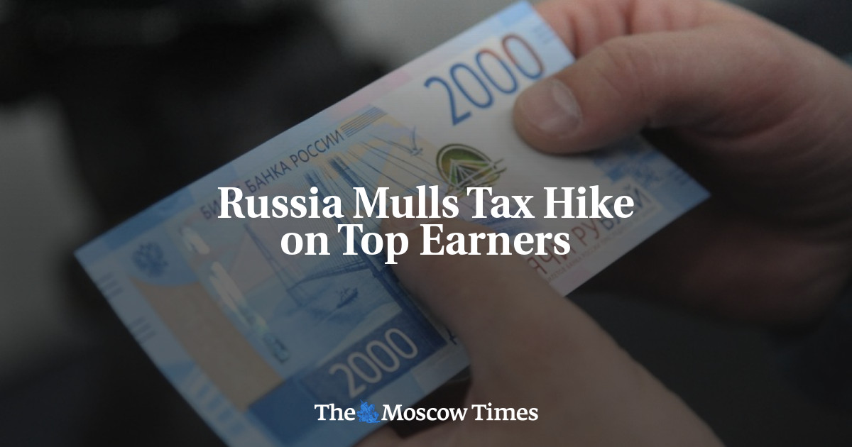 Rusia mempertimbangkan kenaikan pajak pada orang-orang berpenghasilan tinggi