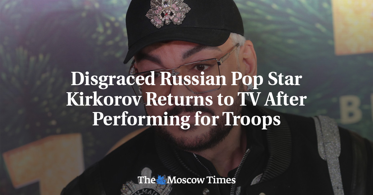 Обеспокоенная российская поп-звезда Киркоров возвращается на телевидение после выступления перед войсками