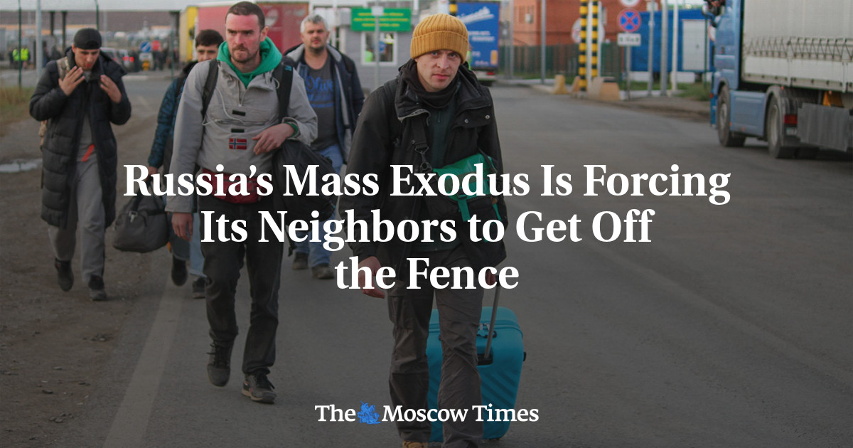 Eksodus massal Rusia memaksa tetangganya keluar dari pagar