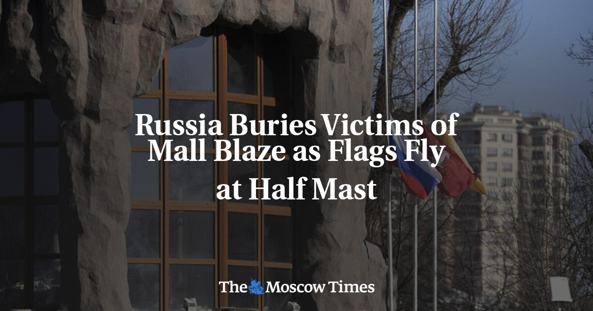 Rusia mengubur korban kebakaran mal saat bendera berkibar setengah tiang